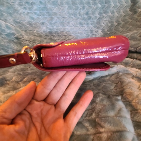 Coach Fuchsia Patent Leather Clutch EUC SOLD - Picture 9 of 13